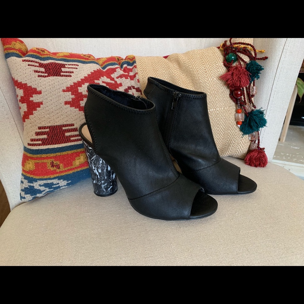 Mix No. 6 ‘Barecia’ Peep Toe Bootie 9M